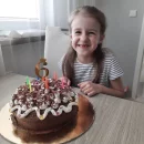 Další Včelička Eliška oslavila 6. narozeniny a my ji přejeme všechno nejlepší a děkujeme za fotečky.