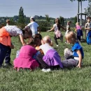 Včeličky a Motýlci v kukuřičném bludišti