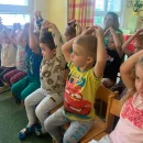 Divadlo Plyšového medvídka s pohádkou Jak si stromy povídají