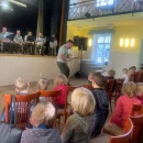 Výchovný koncert v Armádním domě pro Motýlky a Včeličky