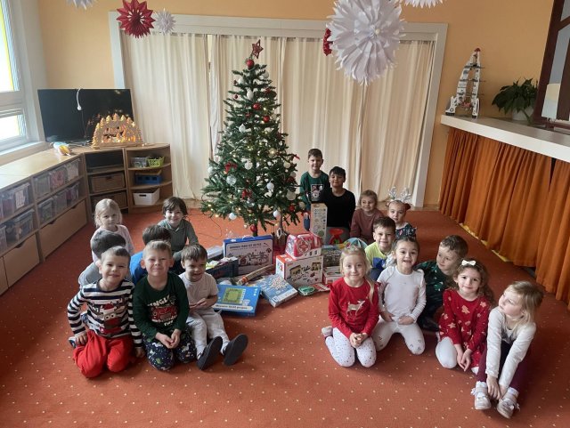 Vánoční nadílka u Motýlků.